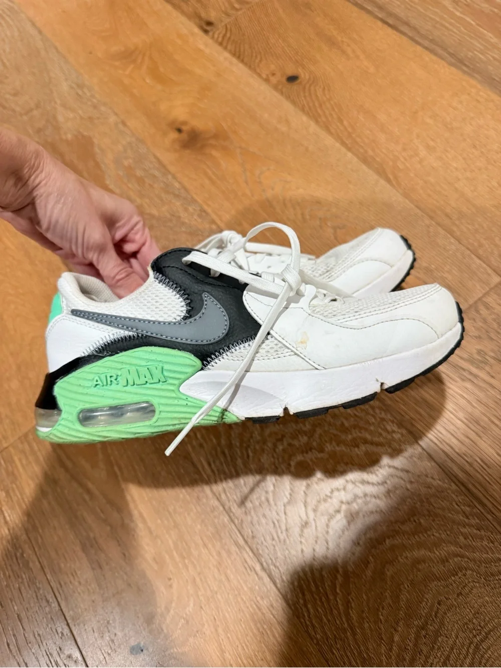 Nike Kids White & Mint Green Air Max Sneaker